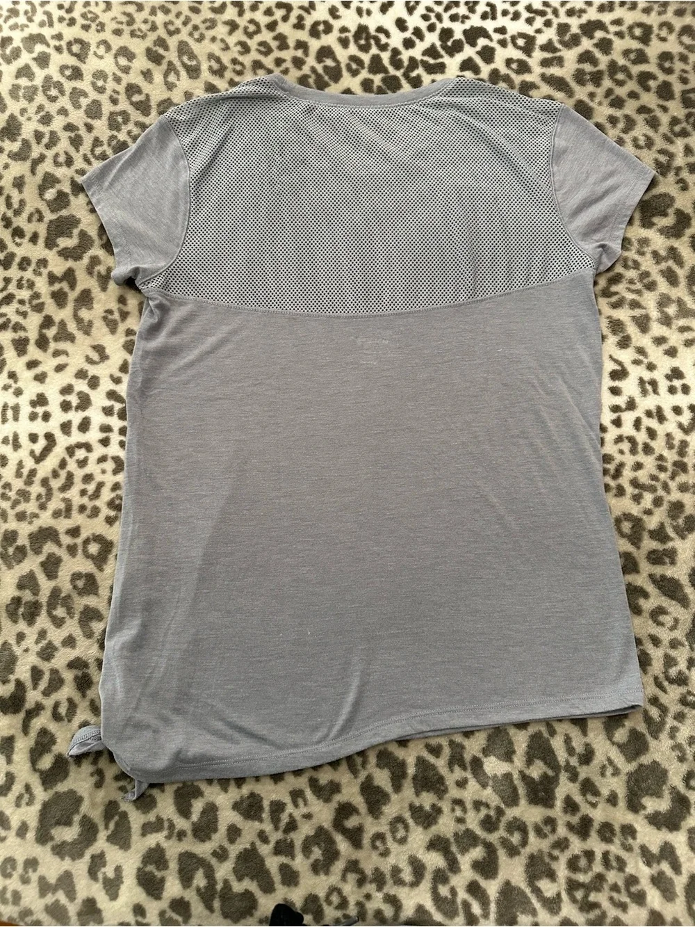 Old Navy Active Short Sleeve Mesh Back Side Tie T-Shirt Gray Size XXL 16 Girls
